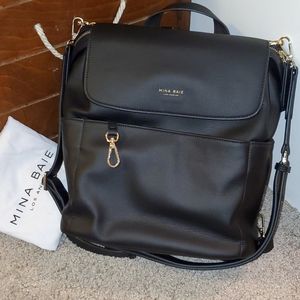 Mina Baie Mini Kinney